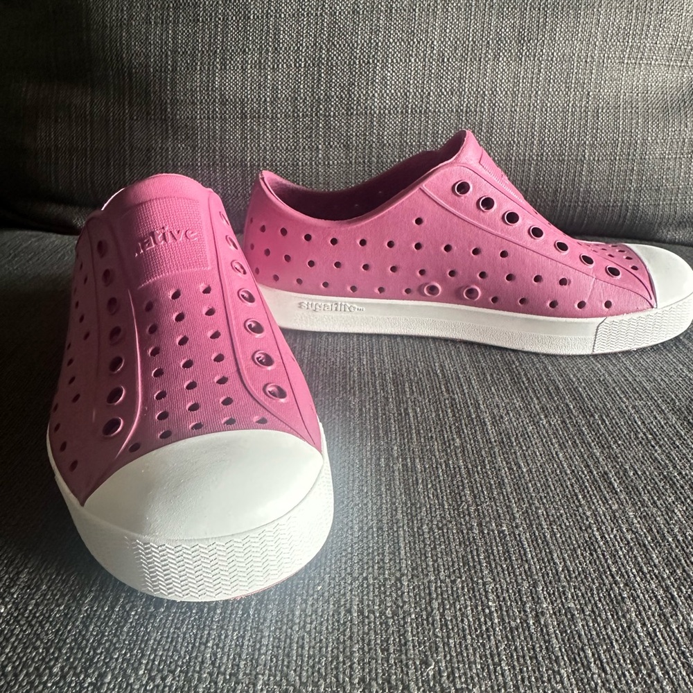 Native Fuchsia Perforated Slip-On Shoes